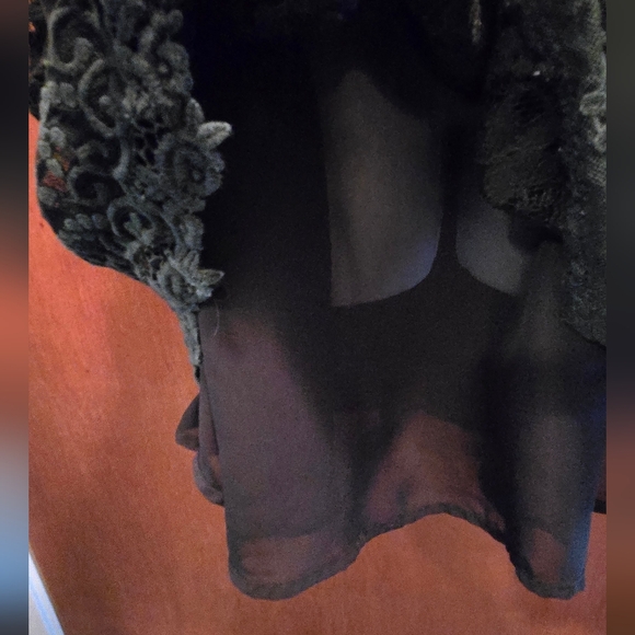 Sun Sassi Elegant Black Lace Dress NWOT SzM - Picture 3 of 9